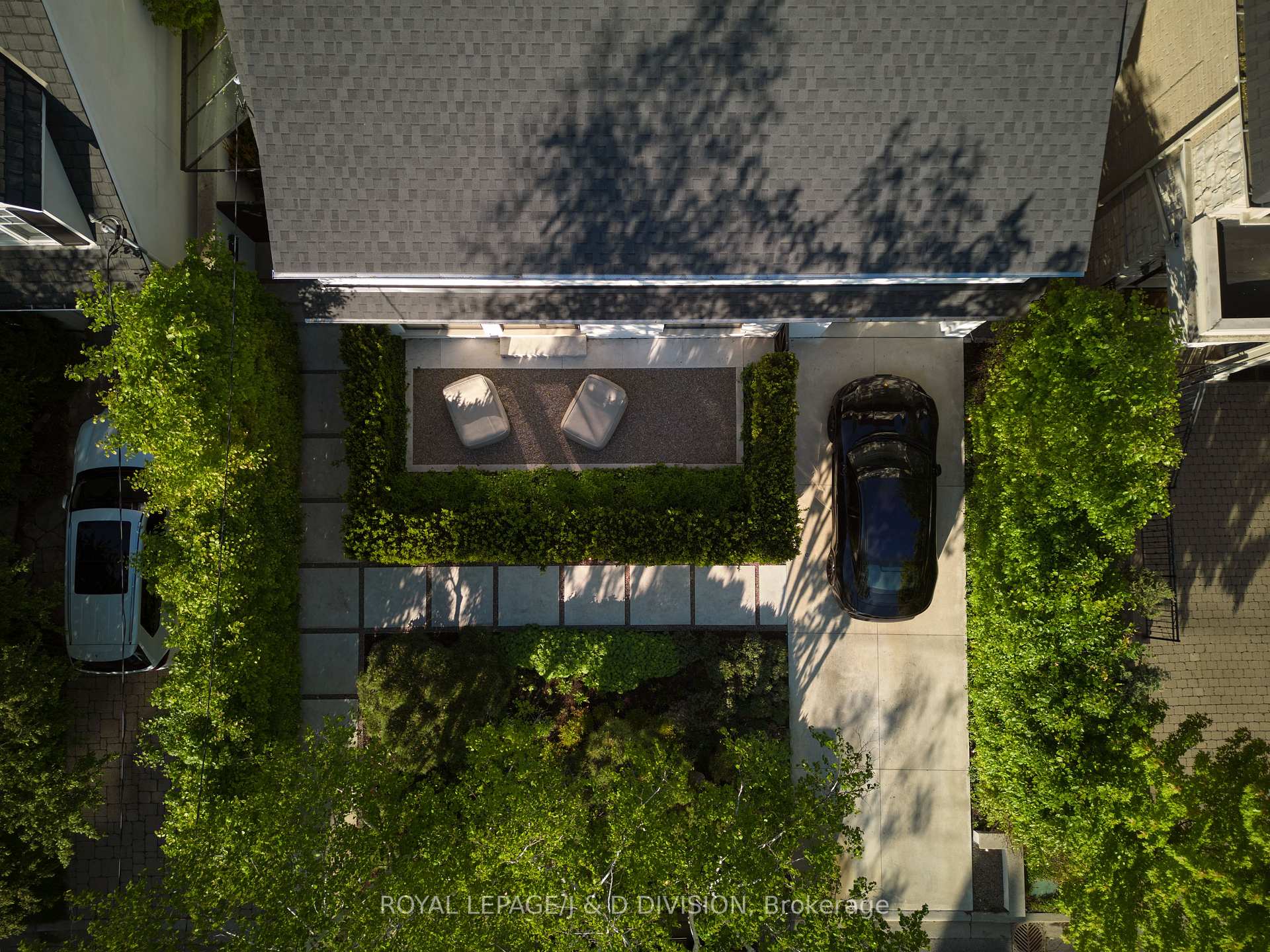 Photo 38 of 43 Douglas Crescent, Toronto, Leaside — HOMEH