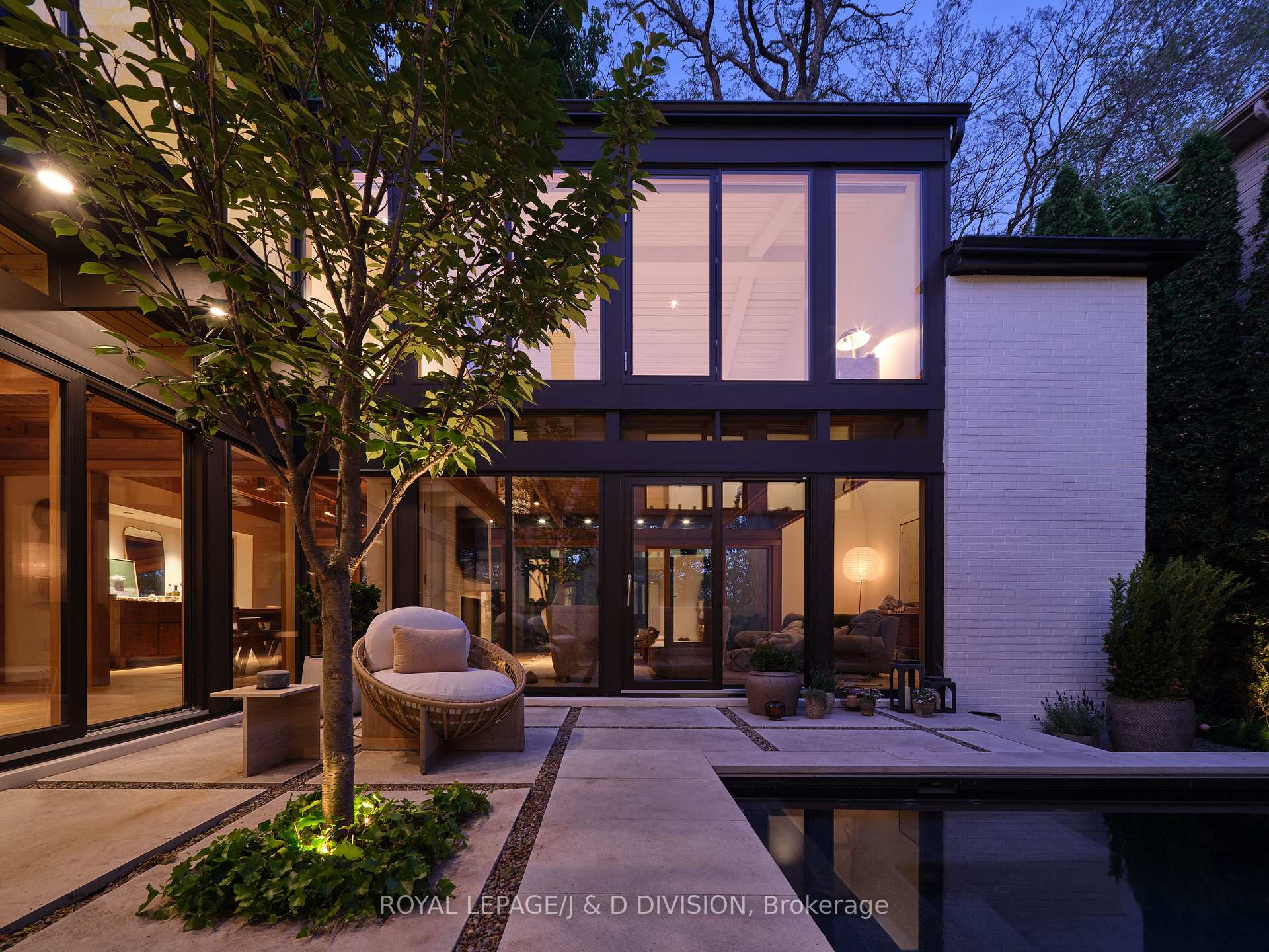 Photo 44 of 43 Douglas Crescent, Toronto, Leaside — HOMEH