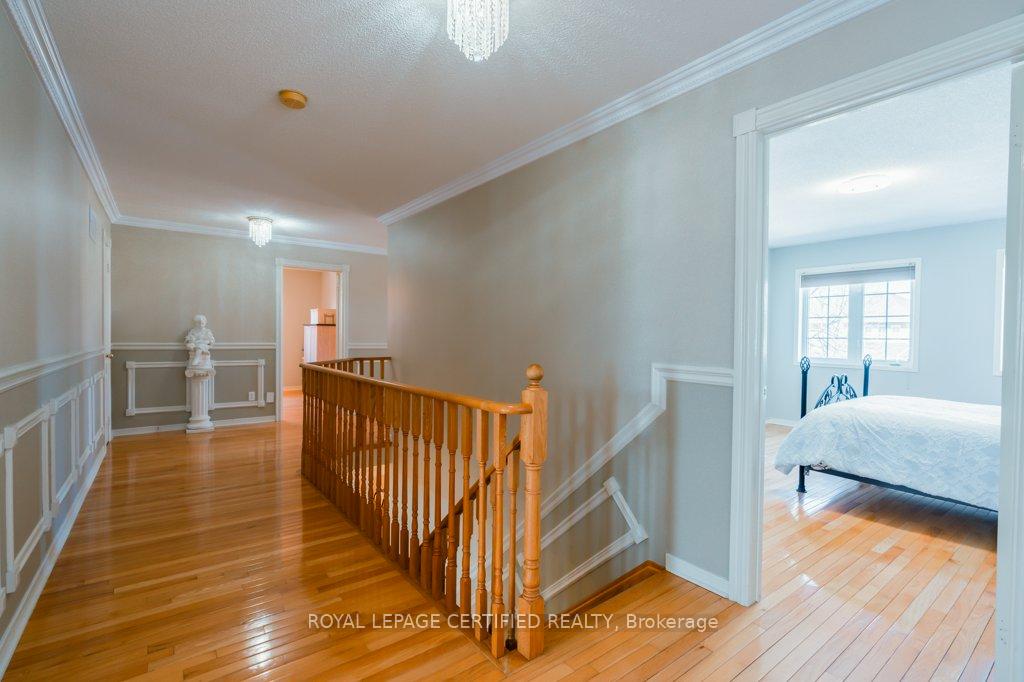 Photo 15 of 29 Woodvalley Drive, Brampton, Fletcher's Meadow — HOMEH