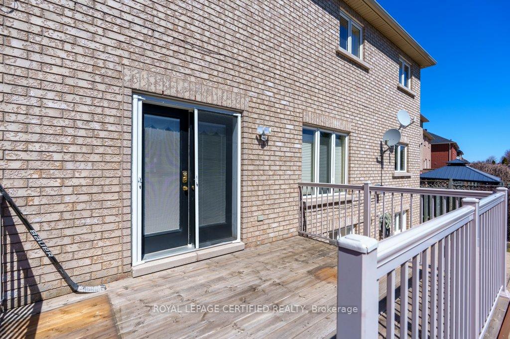 Photo 39 of 29 Woodvalley Drive, Brampton, Fletcher's Meadow — HOMEH