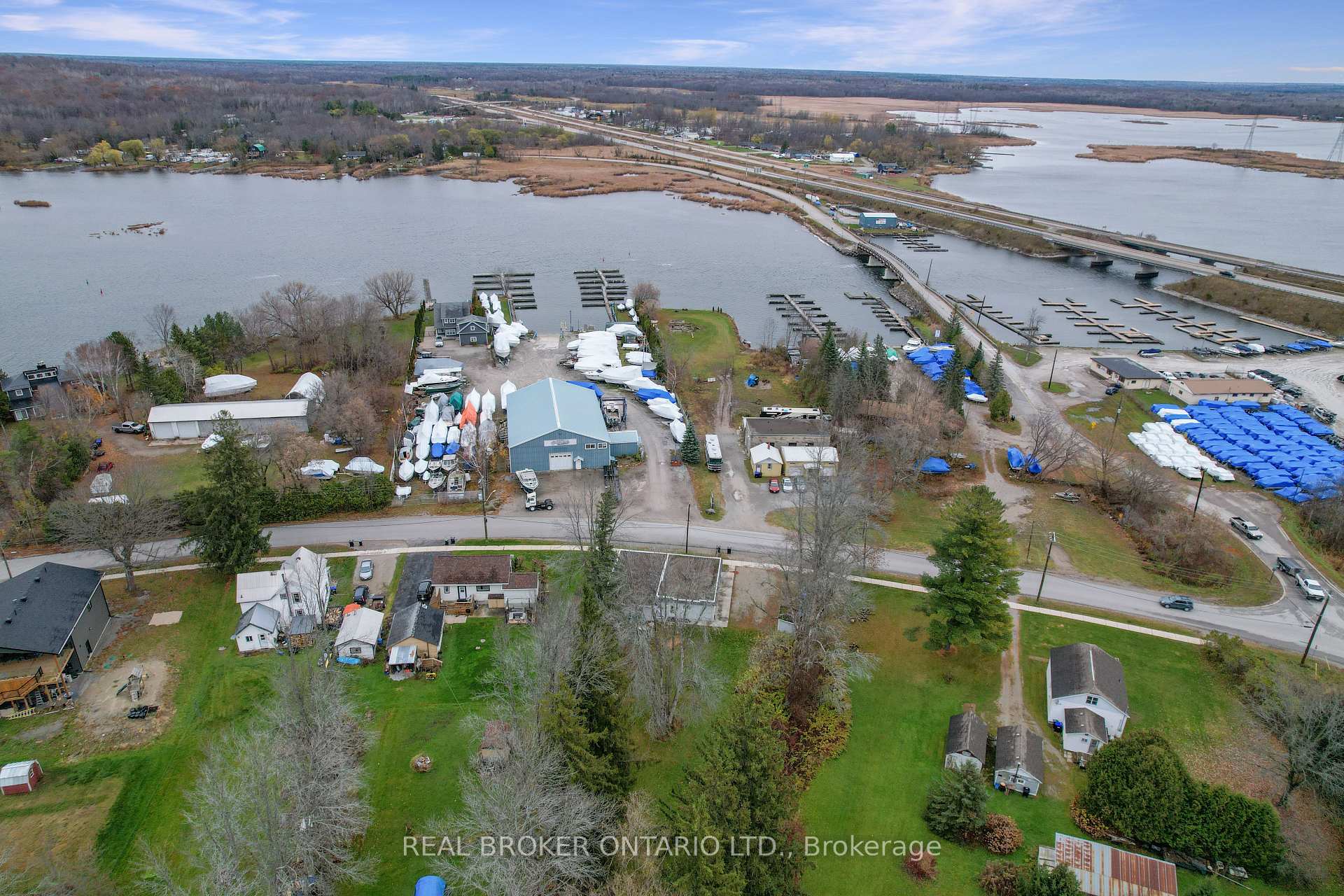 Photo 5 of 54 Coldwater Road, Tay, Waubaushene — HOMEH