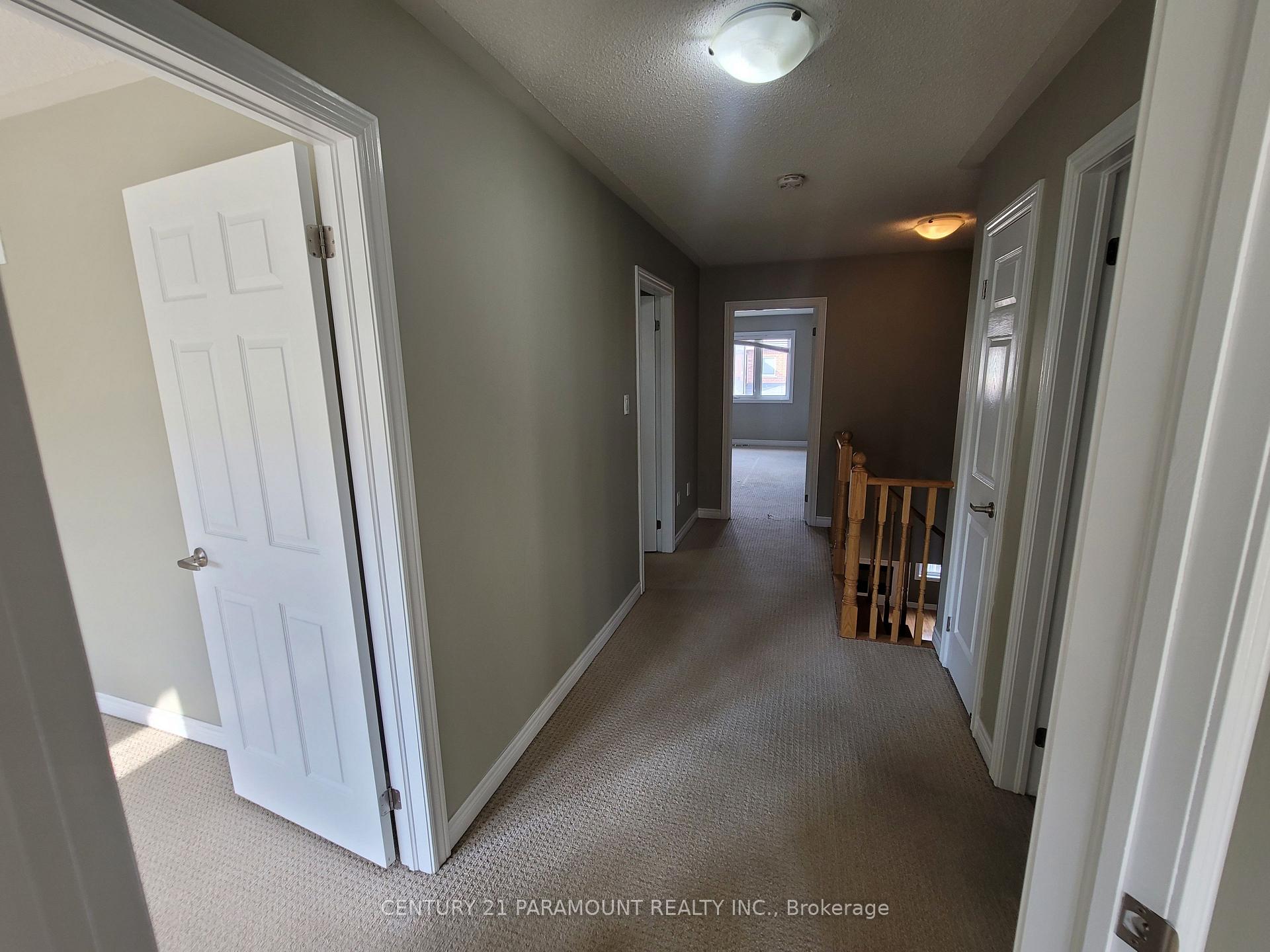 Photo 9 of 27 Sky Harbour Drive, Brampton, Bram West — HOMEH