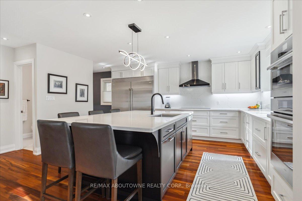 Photo 23 of 22 Mathers Drive, Hamilton, Stoney Creek — HOMEH