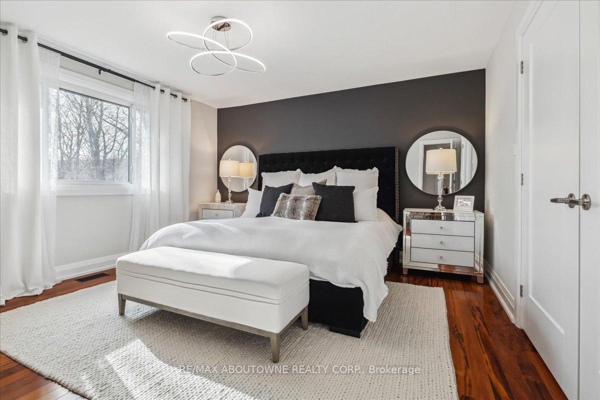 Photo 20 of 22 Mathers Drive, Hamilton, Stoney Creek — HOMEH