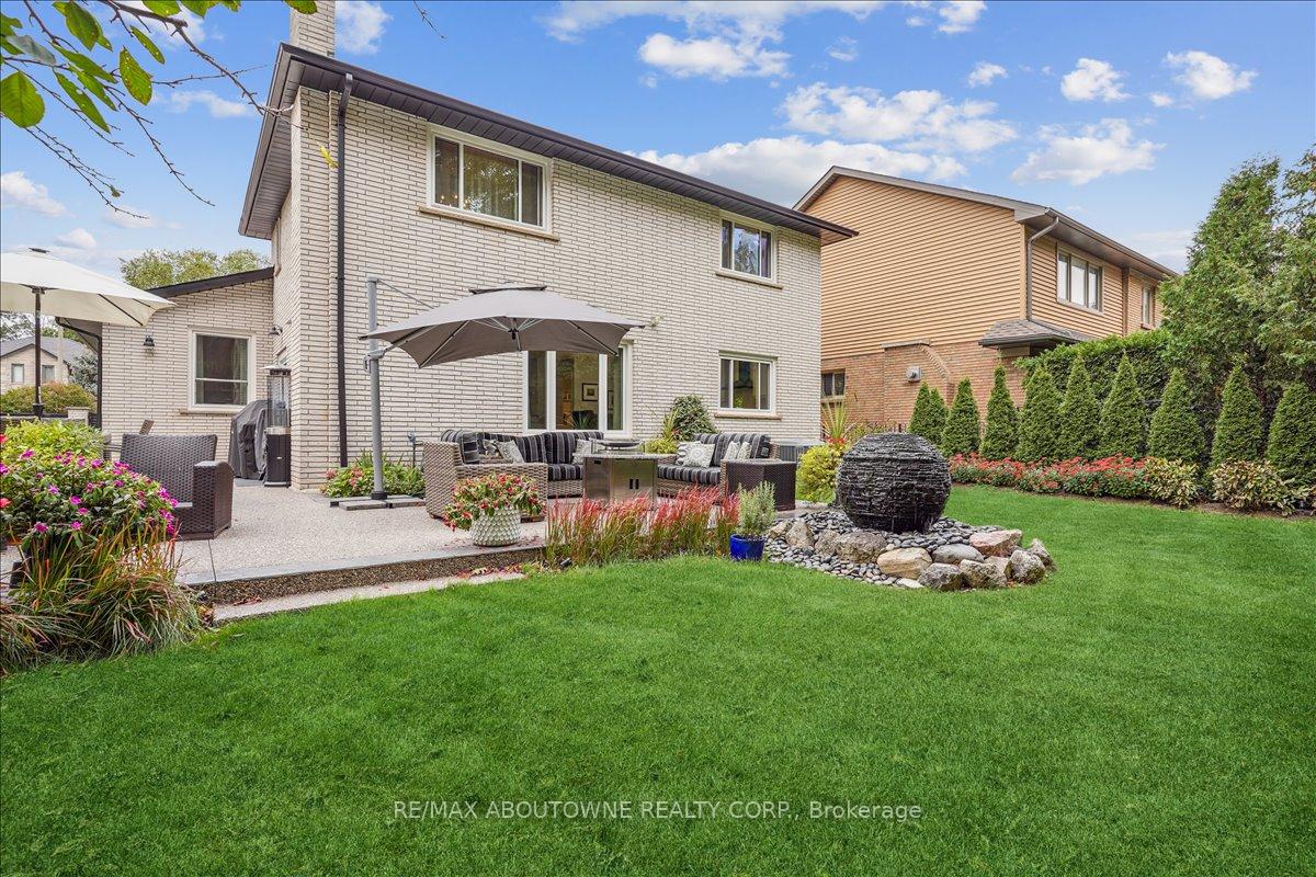 Photo 35 of 22 Mathers Drive, Hamilton, Stoney Creek — HOMEH