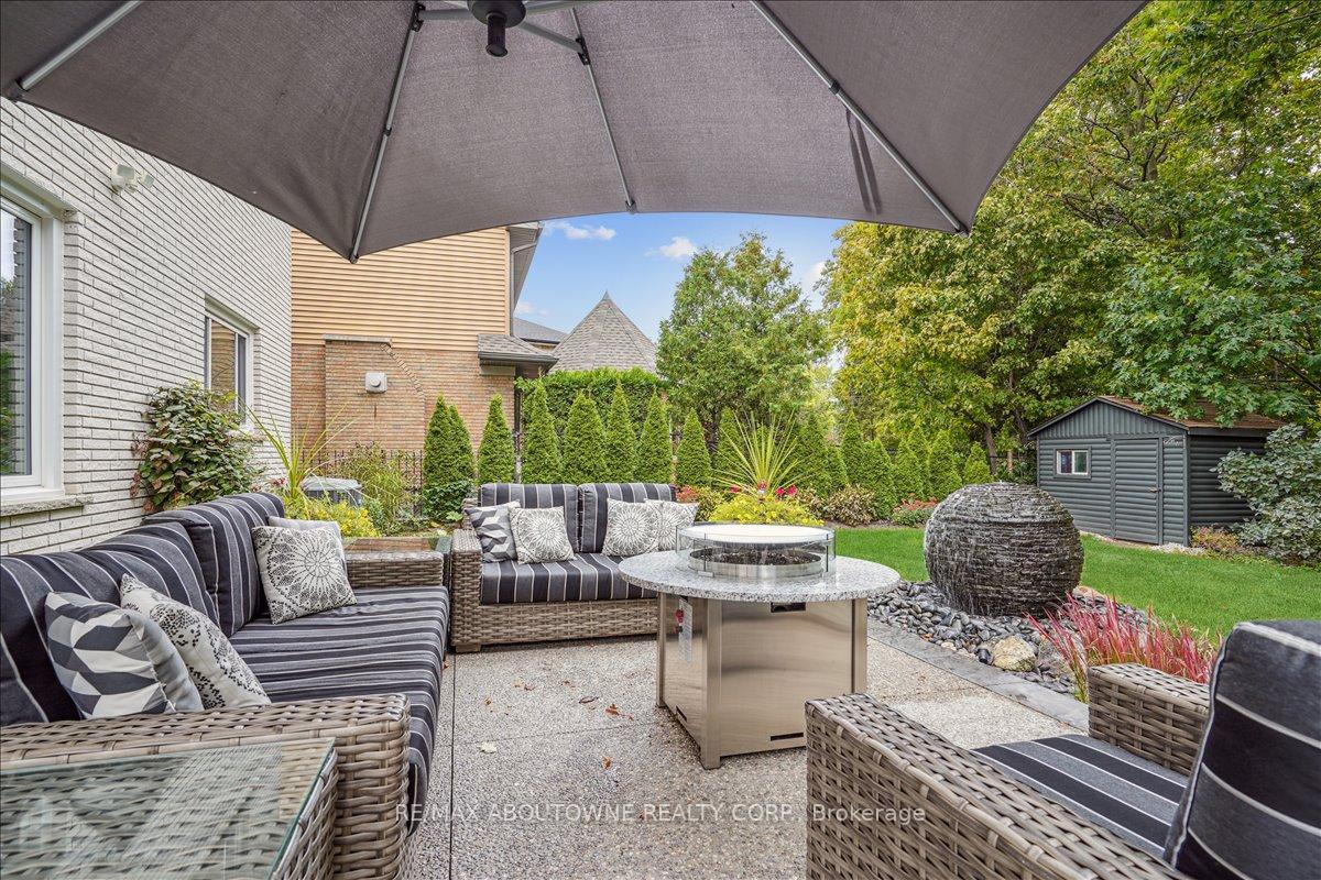 Photo 39 of 22 Mathers Drive, Hamilton, Stoney Creek — HOMEH