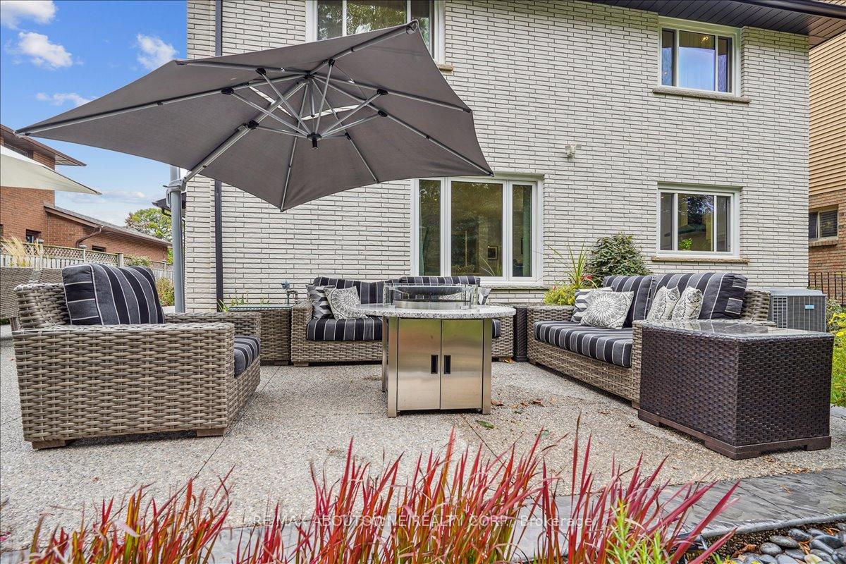 Photo 36 of 22 Mathers Drive, Hamilton, Stoney Creek — HOMEH
