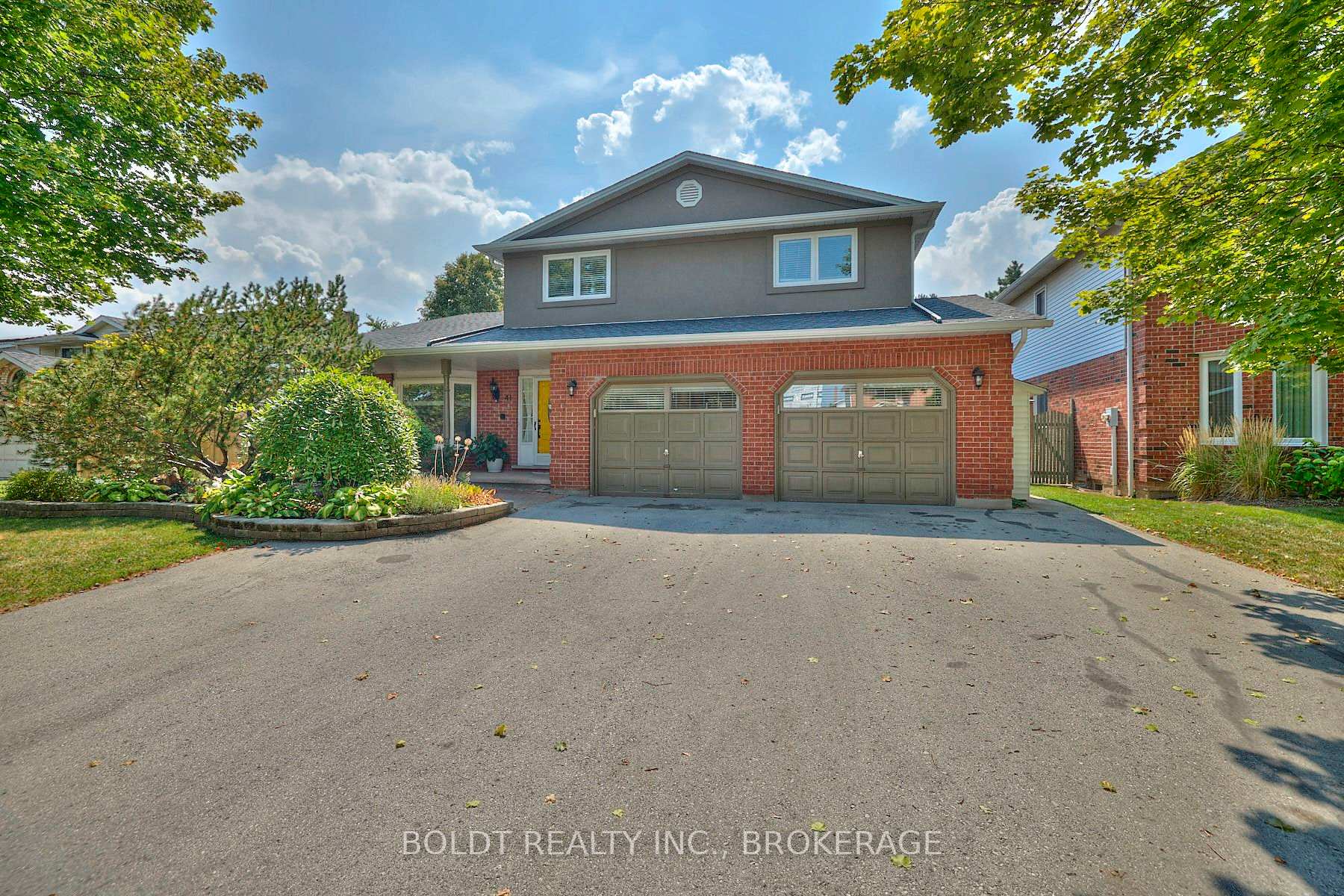 Front of 41 Farmington Drive