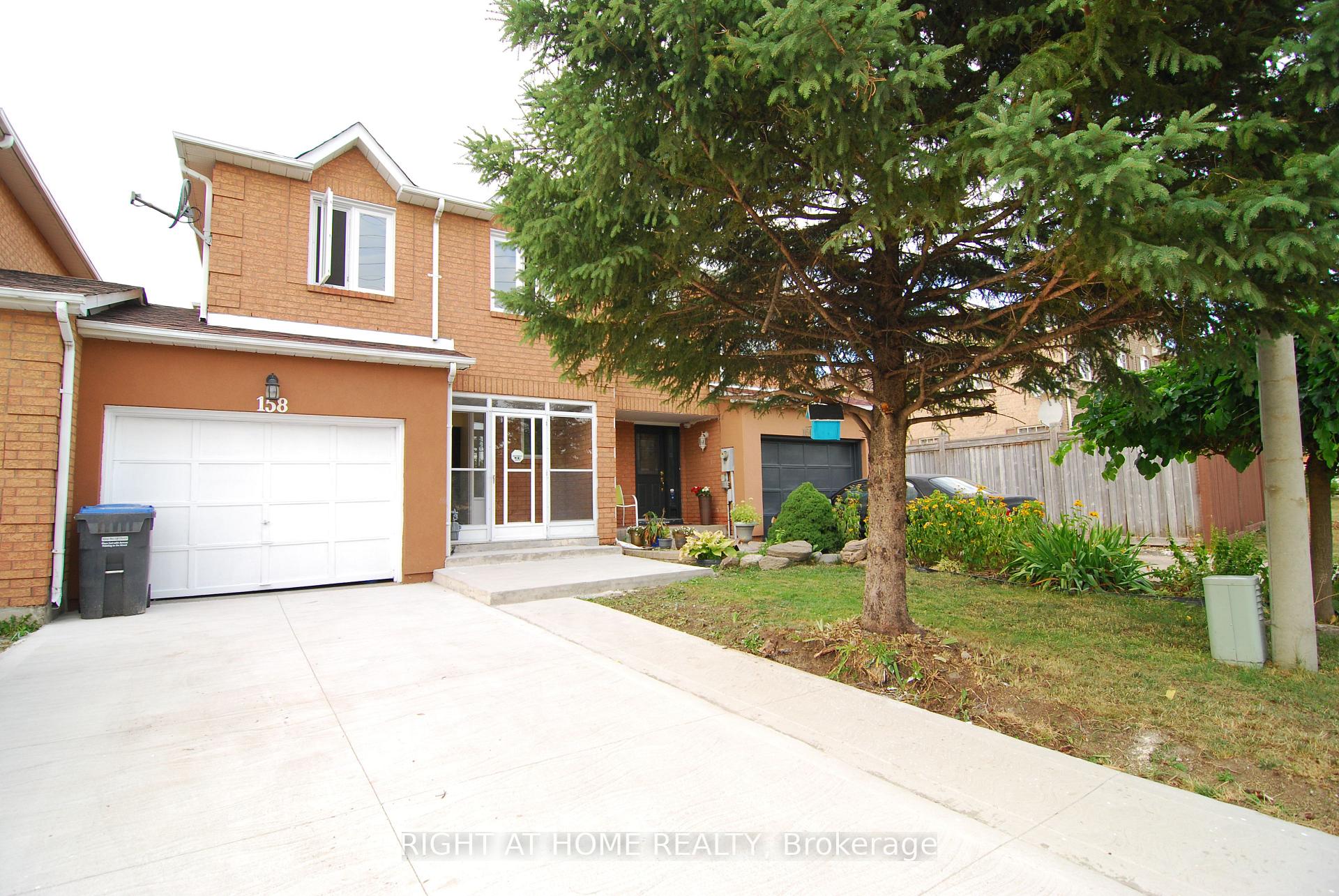 Front of 158 Toba Crescent