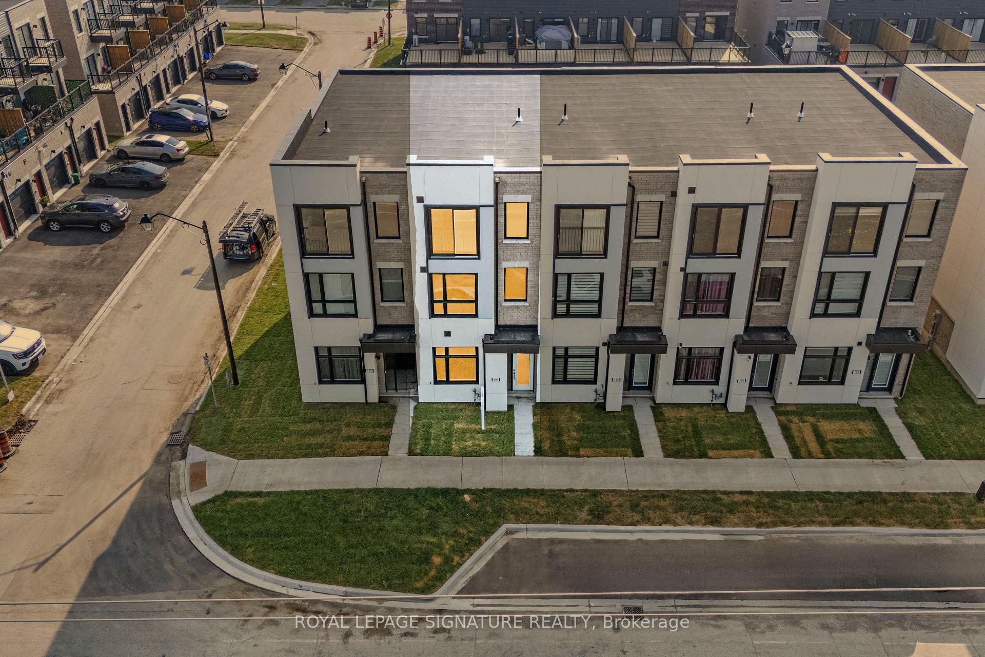 Front of 193 Monarch Avenue