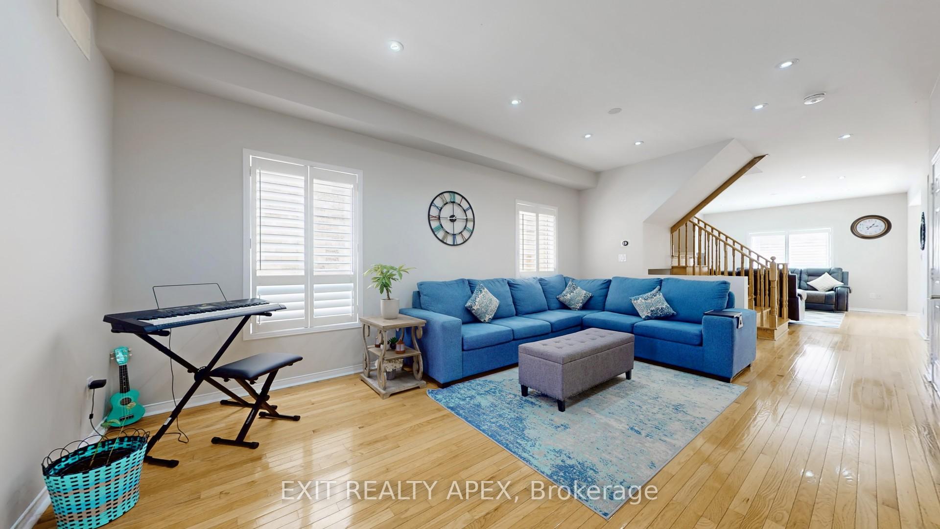 Photo 27 of 77 Commodore Dr, Brampton, Credit Valley — HOMEH