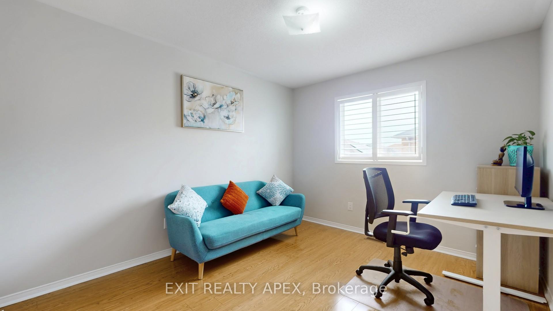 Photo 23 of 77 Commodore Dr, Brampton, Credit Valley — HOMEH
