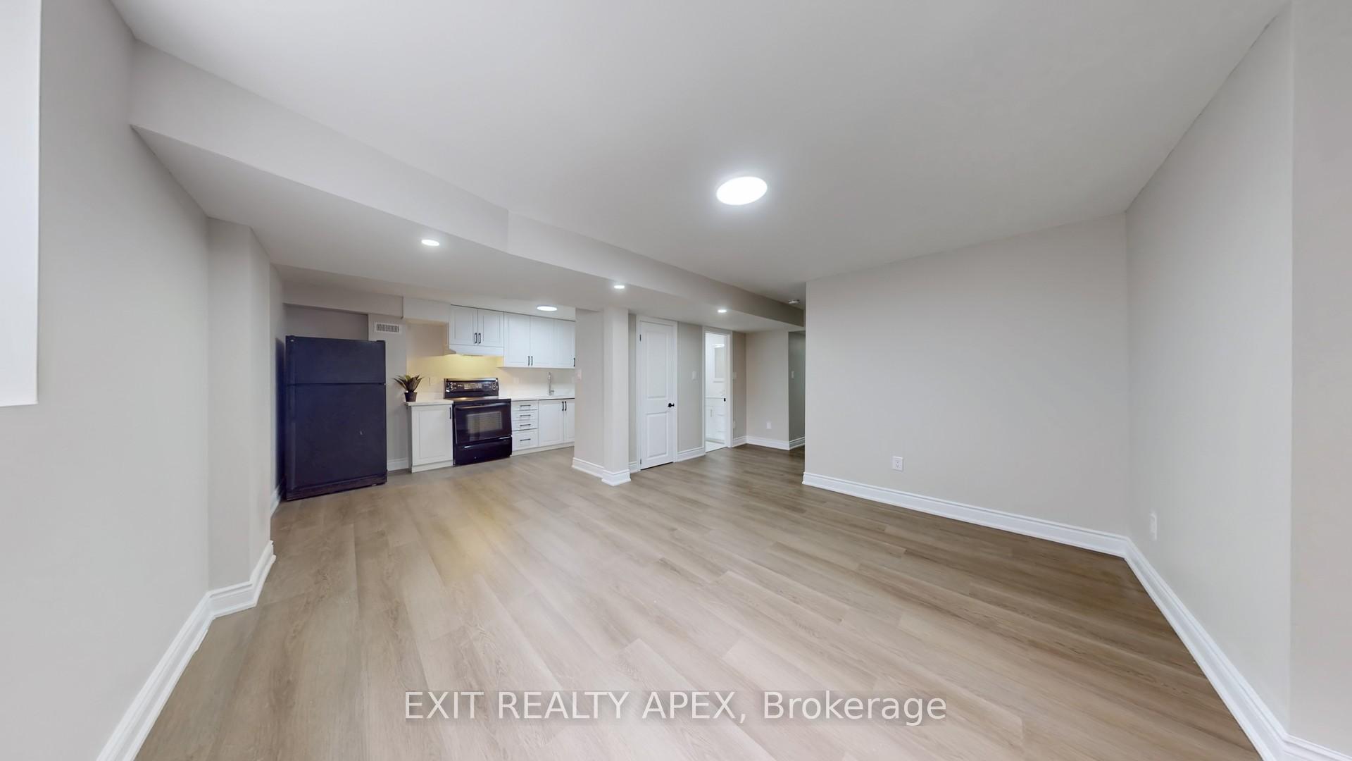 Photo 46 of 77 Commodore Dr, Brampton, Credit Valley — HOMEH
