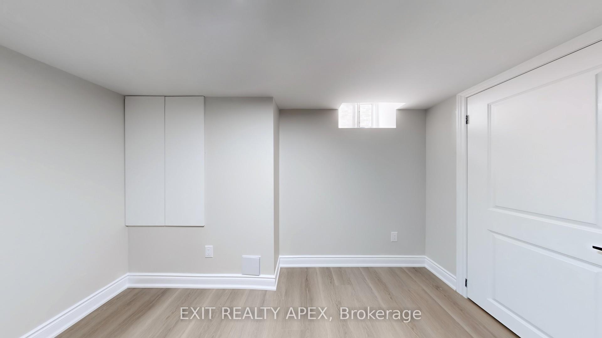 Photo 34 of 77 Commodore Dr, Brampton, Credit Valley — HOMEH