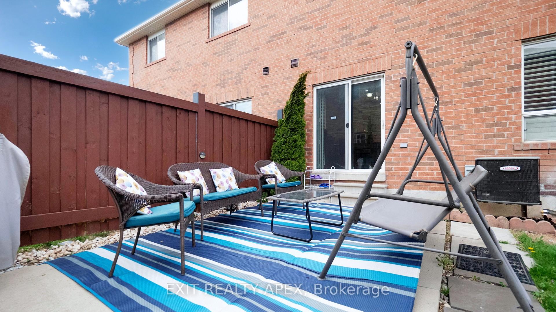 Photo 42 of 77 Commodore Dr, Brampton, Credit Valley — HOMEH