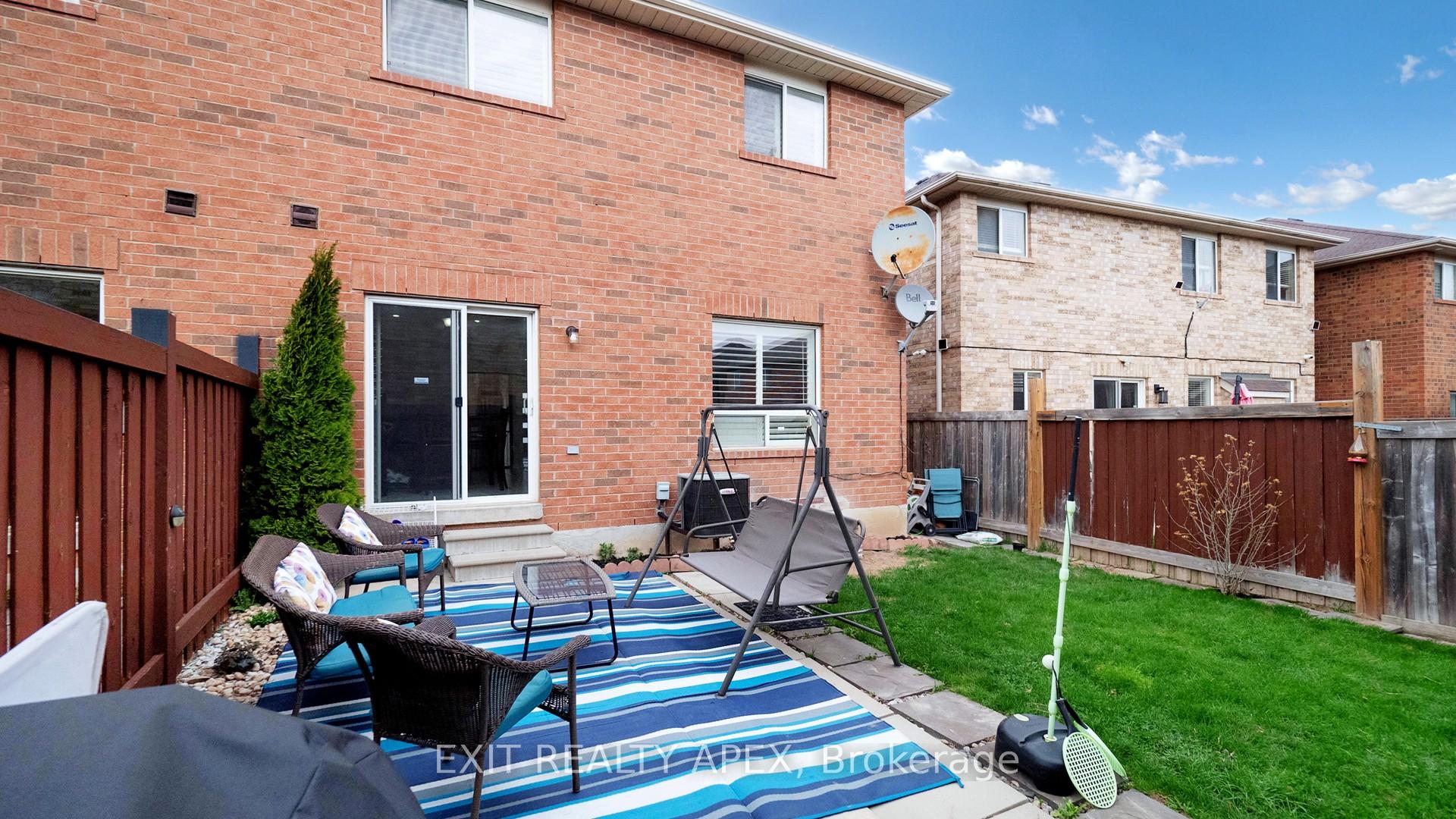 Photo 48 of 77 Commodore Dr, Brampton, Credit Valley — HOMEH