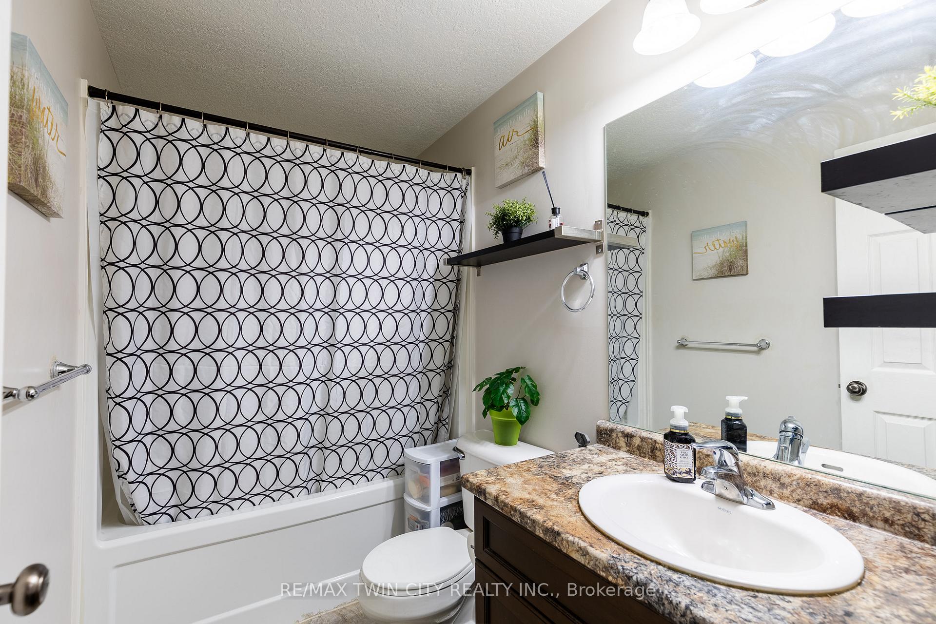 Photo 12 of Unit 6B, 38 Howe Drive, Kitchener — HOMEH