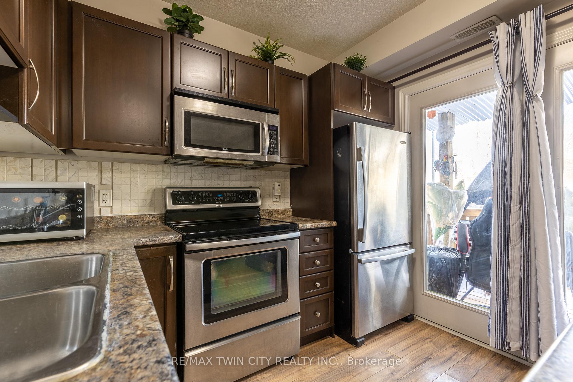 Photo 18 of Unit 6B, 38 Howe Drive, Kitchener — HOMEH