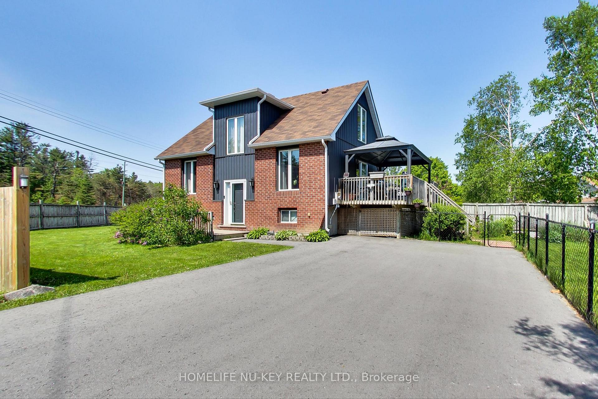 Front of 3337 Beckett Place