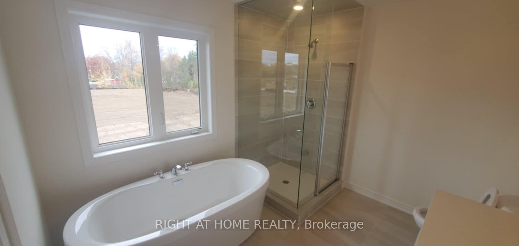 Photo 8 of 1320 Davis Loop, Innisfil, Lefroy — HOMEH
