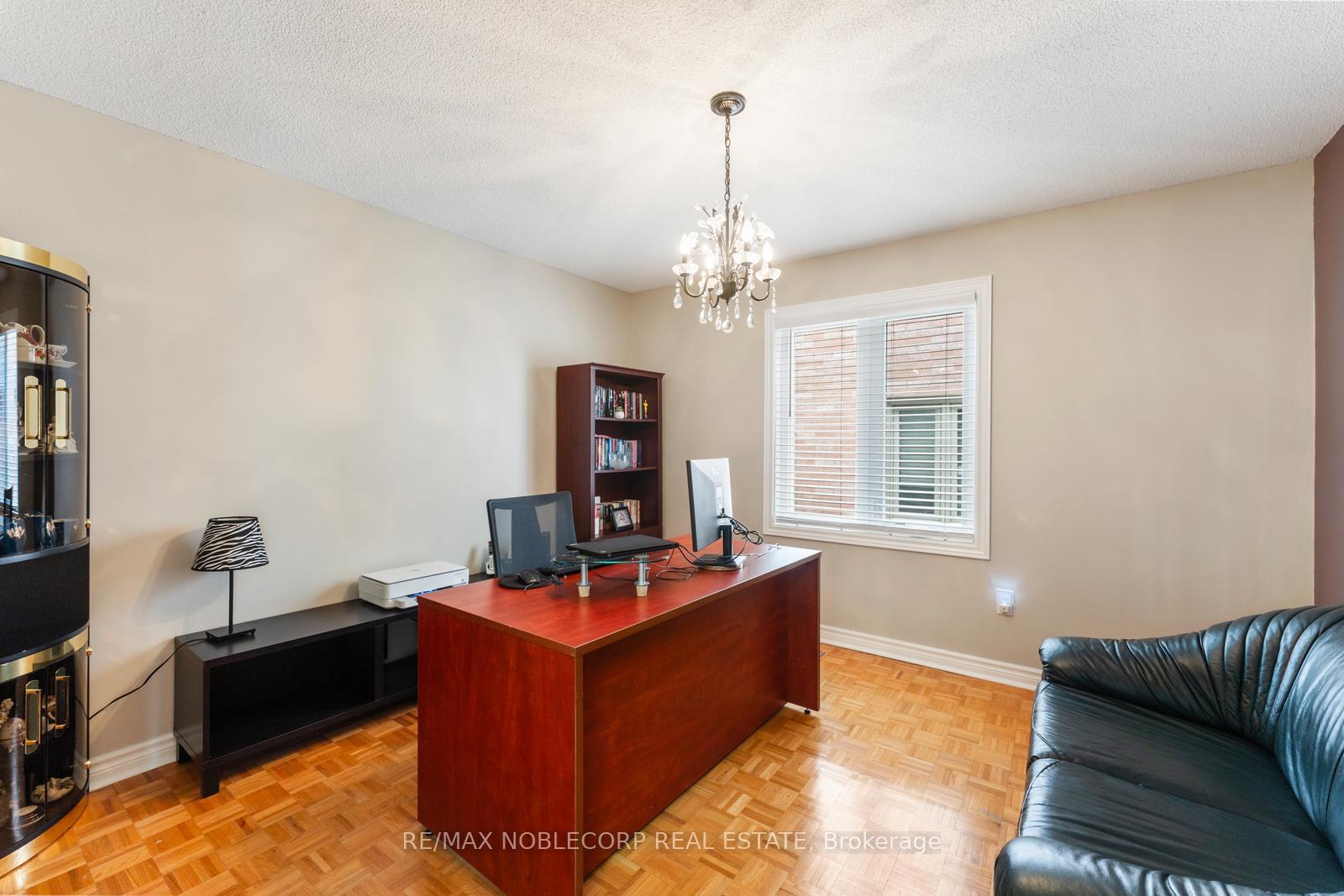 Photo 16 of 123 Corner Ridge Road, Aurora, Aurora Highlands — HOMEH