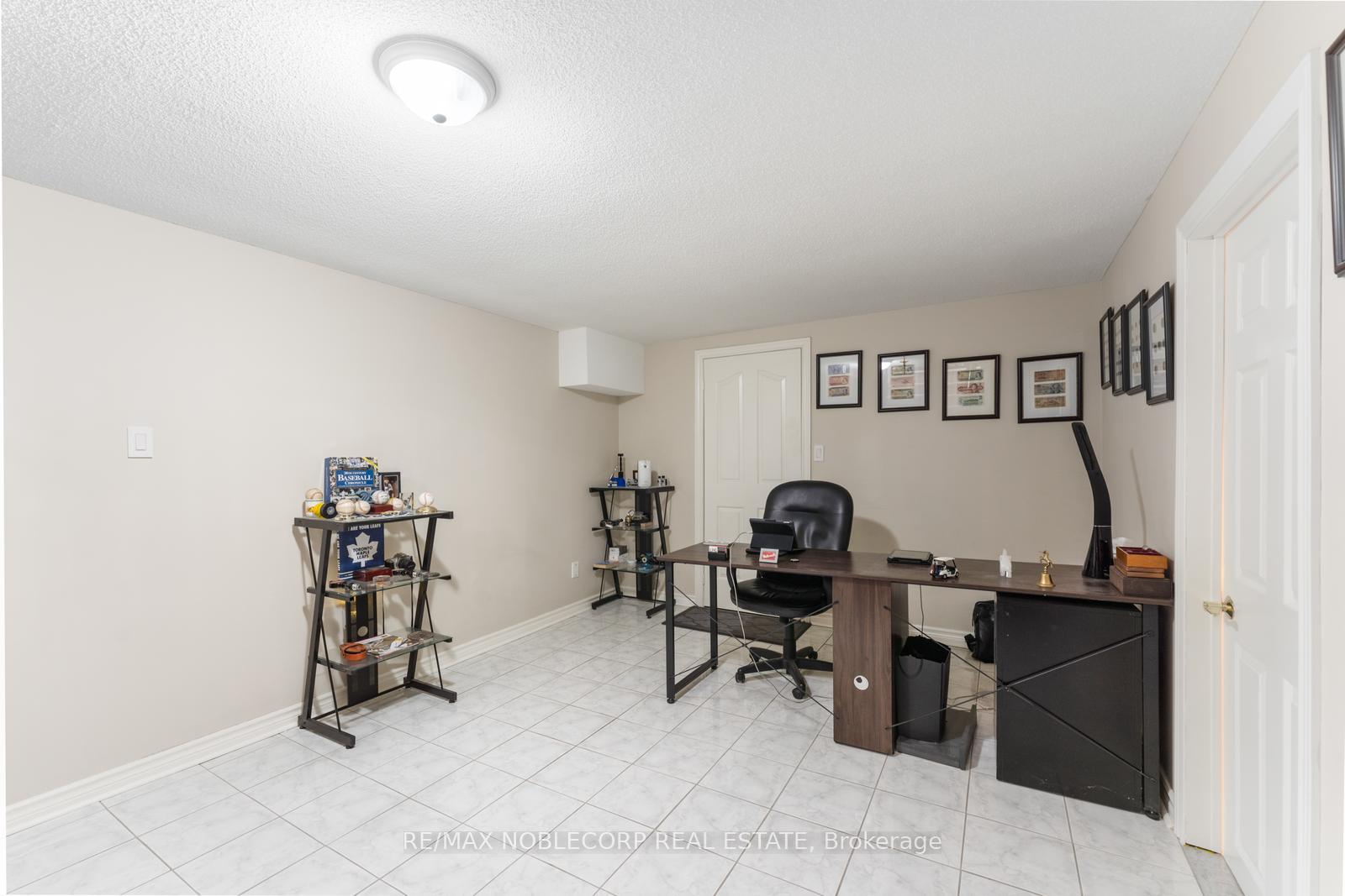 Photo 28 of 123 Corner Ridge Road, Aurora, Aurora Highlands — HOMEH