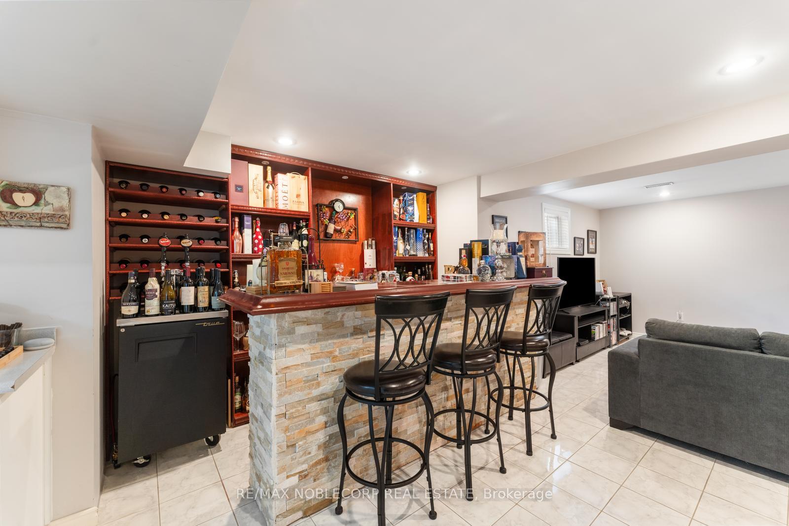 Photo 26 of 123 Corner Ridge Road, Aurora, Aurora Highlands — HOMEH