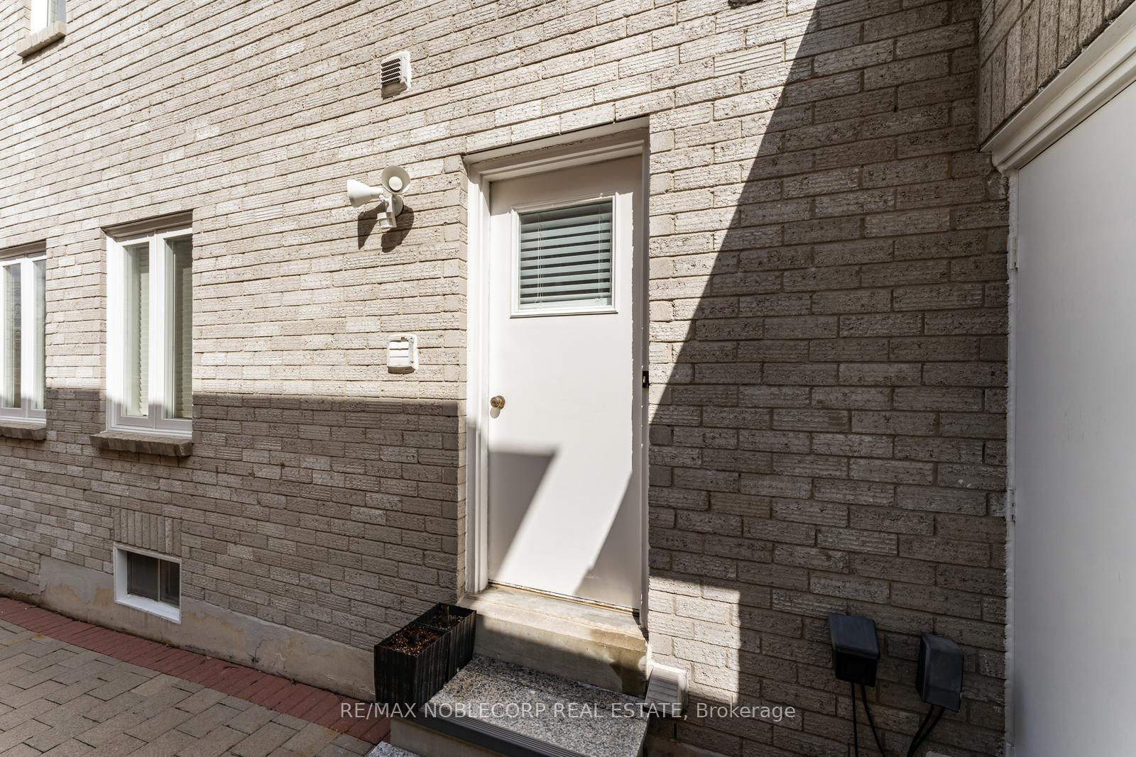 Photo 46 of 123 Corner Ridge Road, Aurora, Aurora Highlands — HOMEH