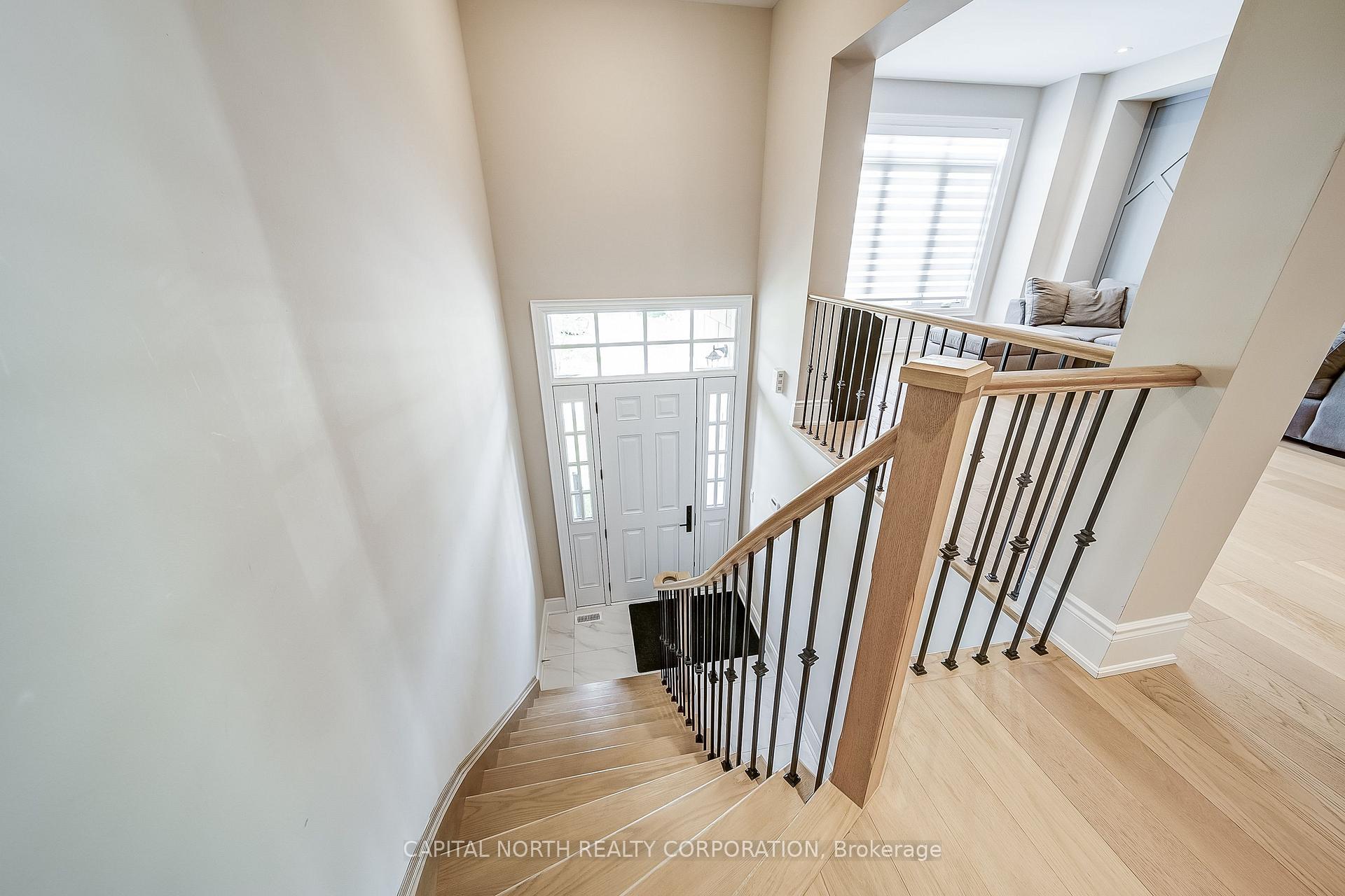 Photo 2 of 126 Stokes Drive, King, Nobleton — HOMEH