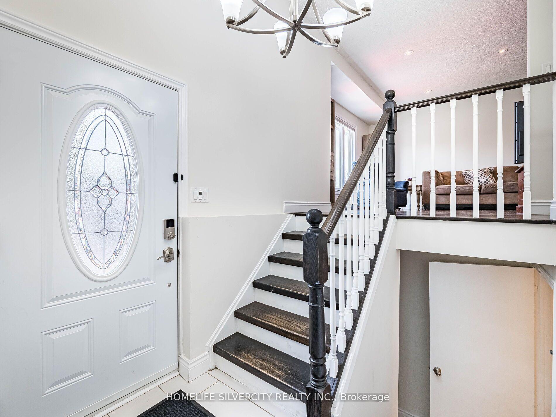 Photo 4 of 53 Charters Road W, Brampton, Madoc — HOMEH