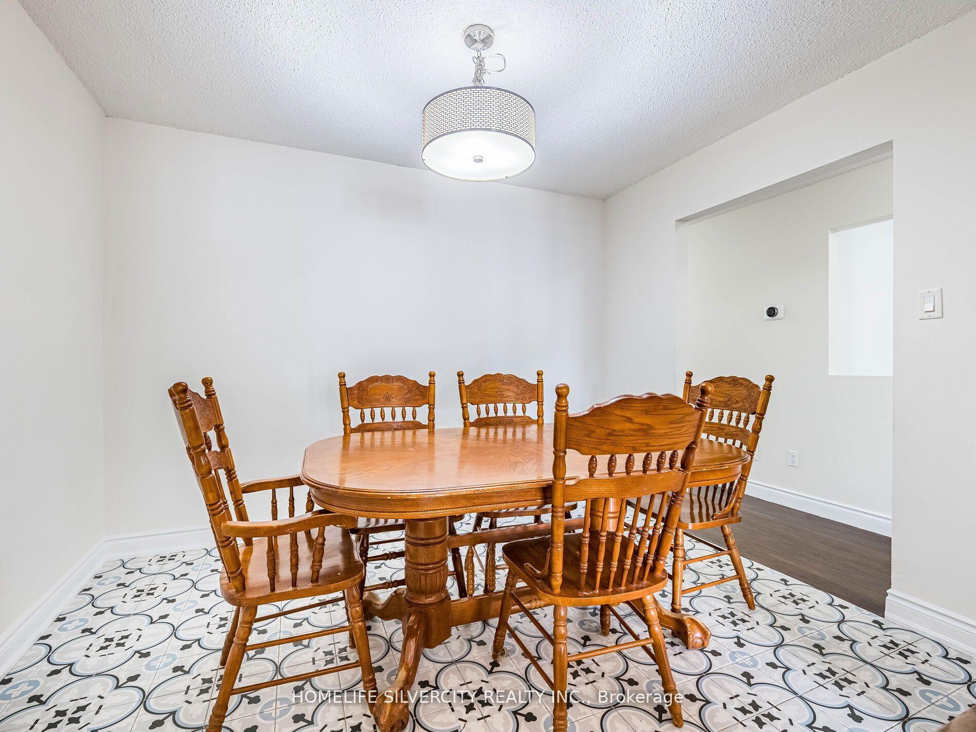 Photo 29 of 53 Charters Road W, Brampton, Madoc — HOMEH