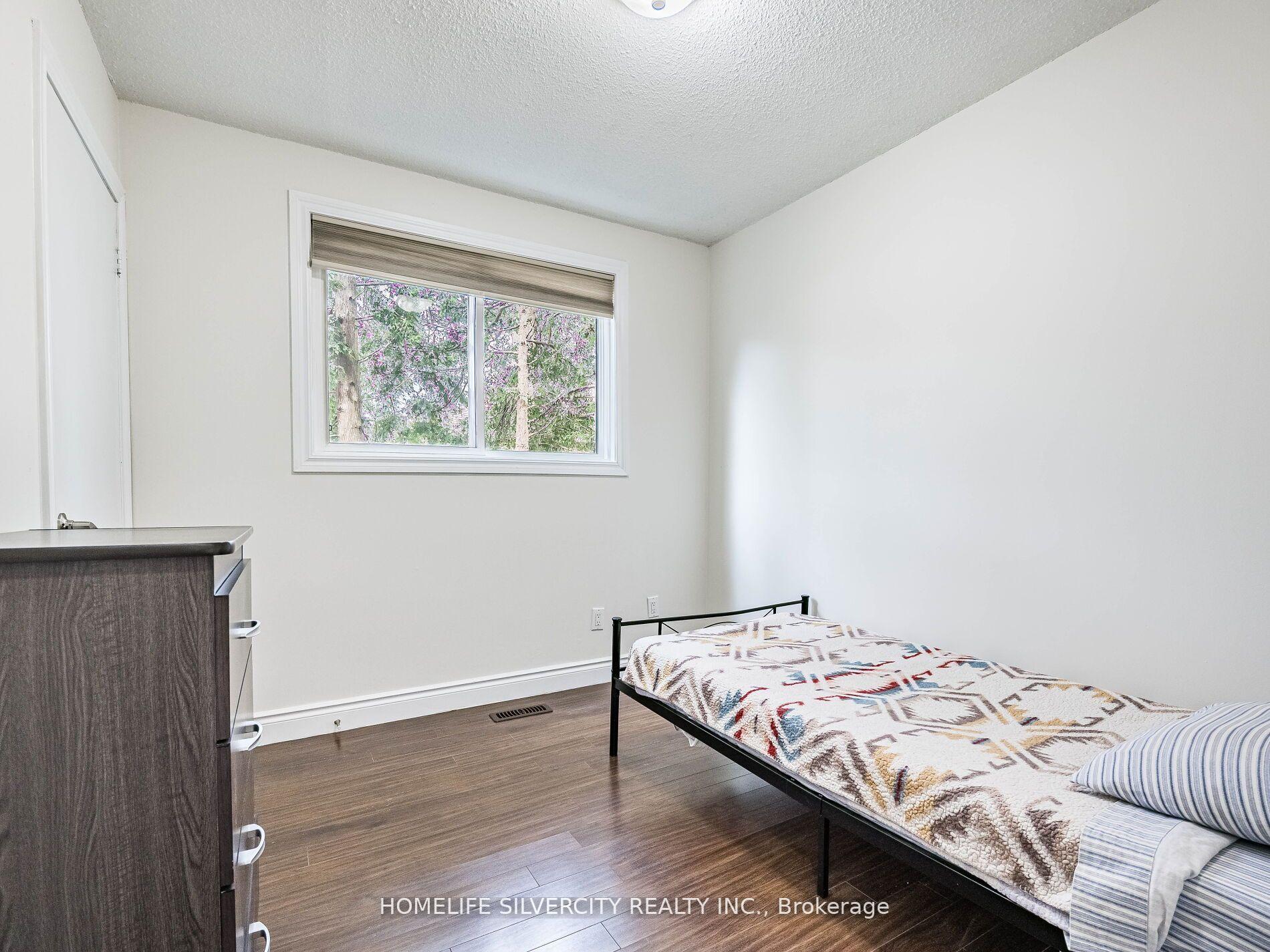 Photo 32 of 53 Charters Road W, Brampton, Madoc — HOMEH