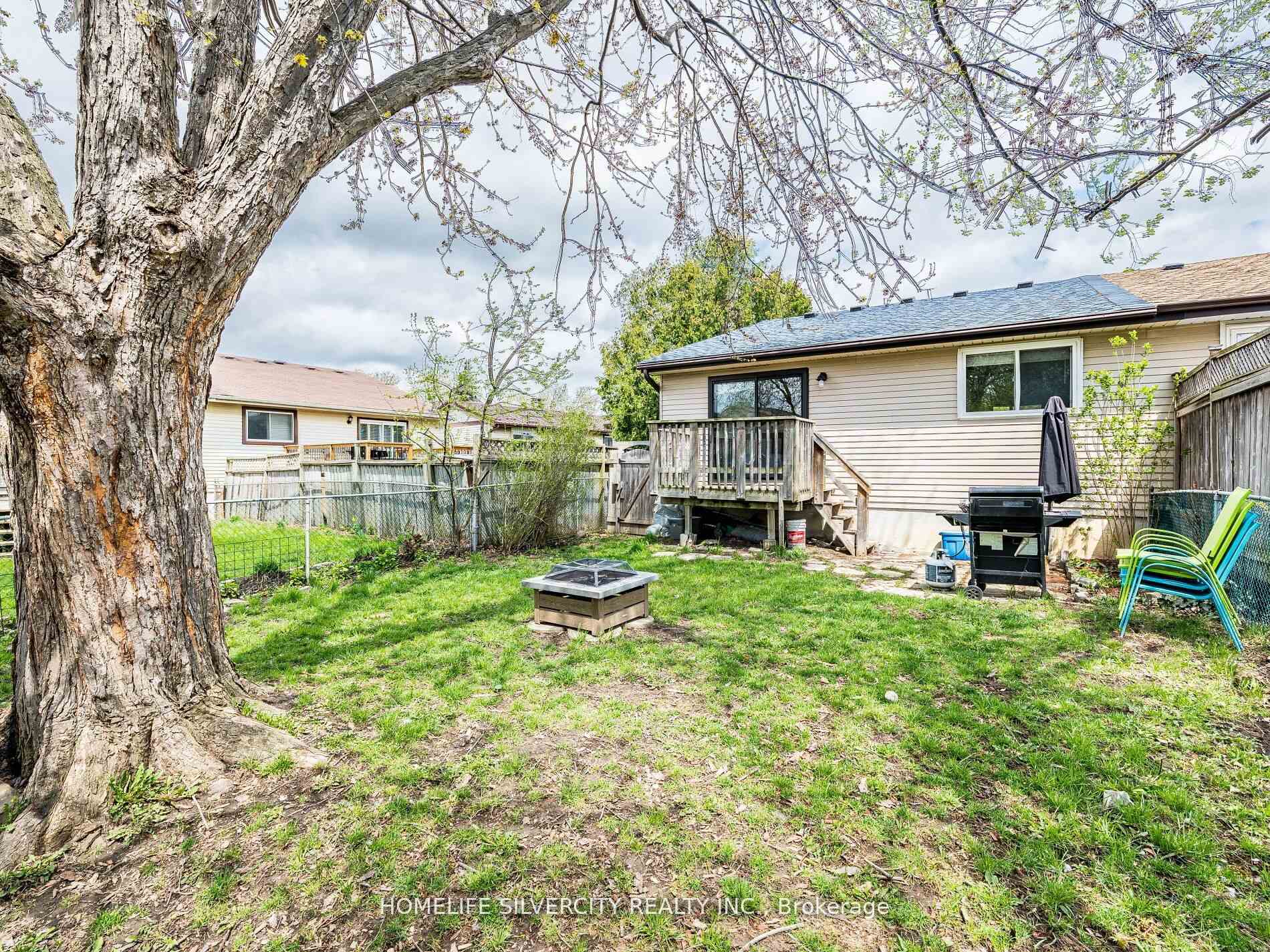 Photo 40 of 53 Charters Road W, Brampton, Madoc — HOMEH
