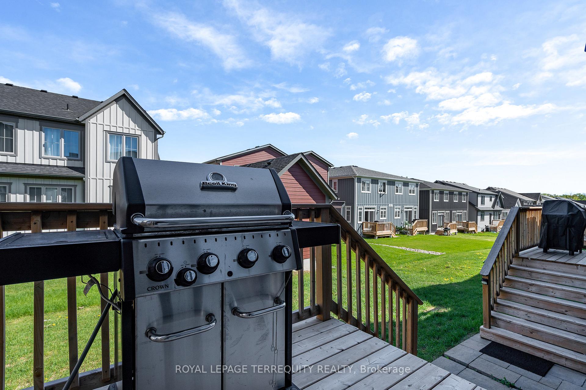 Photo 4 of 156 Sycamore Street, Blue Mountains — HOMEH