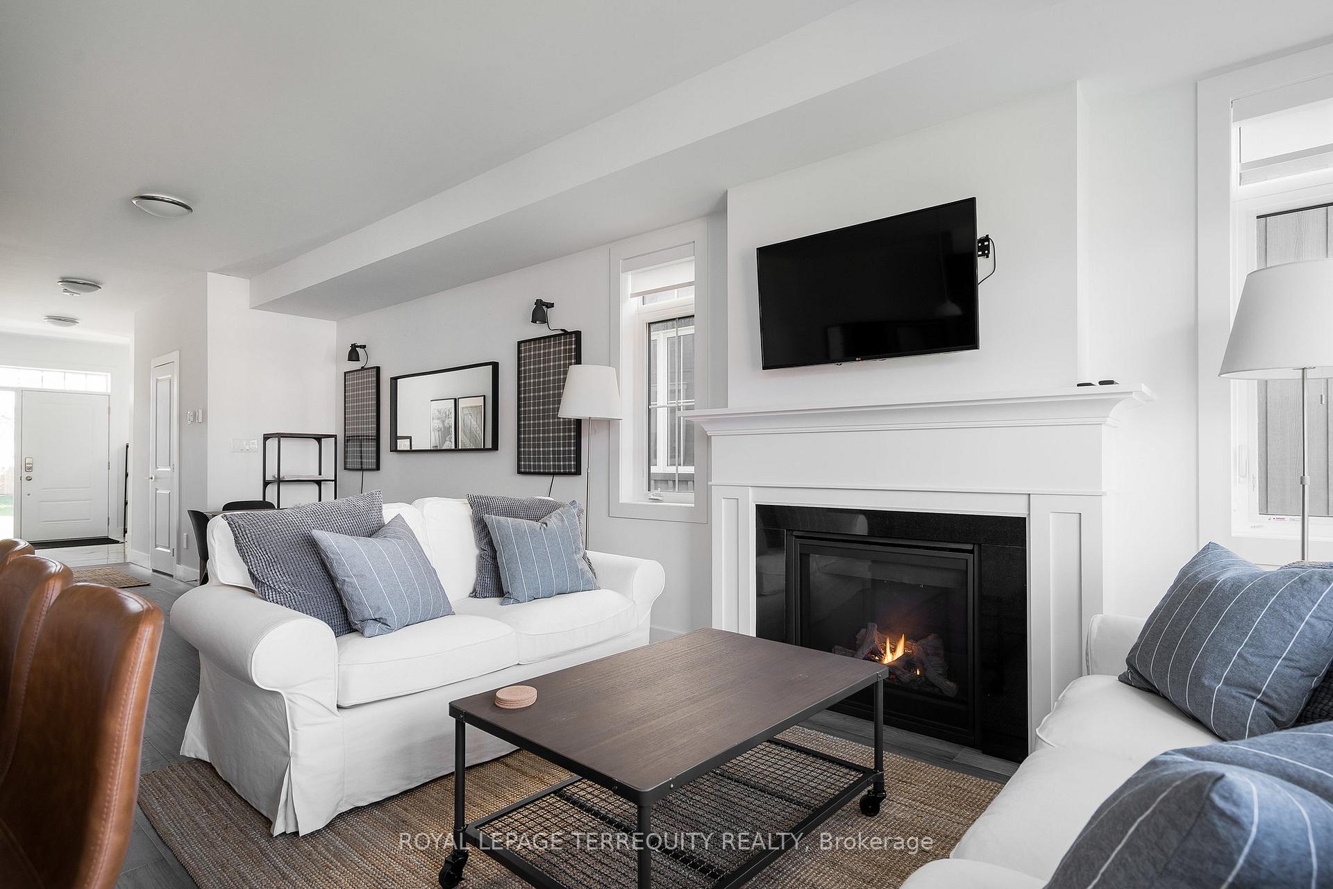 Photo 3 of 156 Sycamore Street, Blue Mountains — HOMEH
