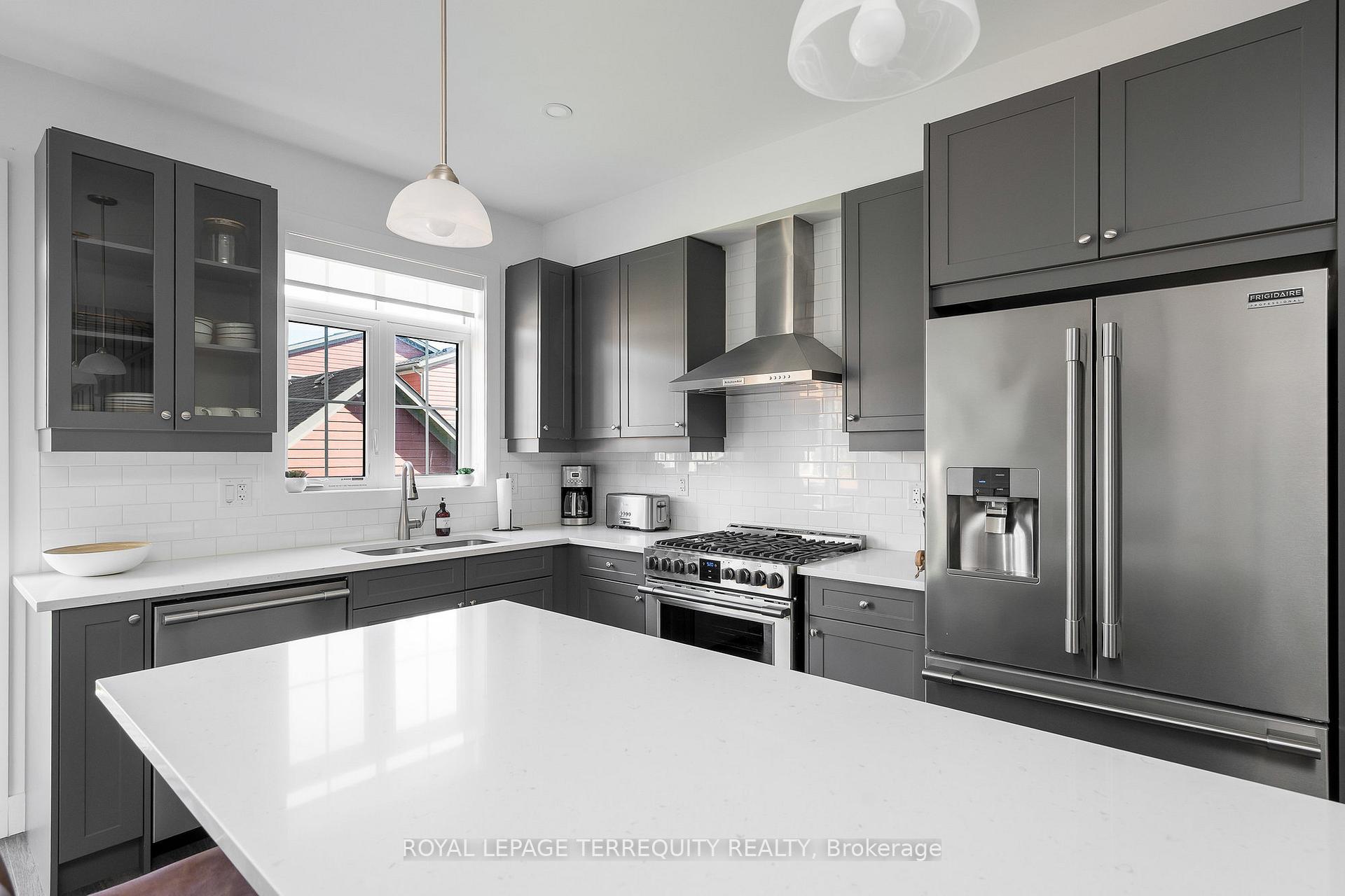 Photo 30 of 156 Sycamore Street, Blue Mountains — HOMEH