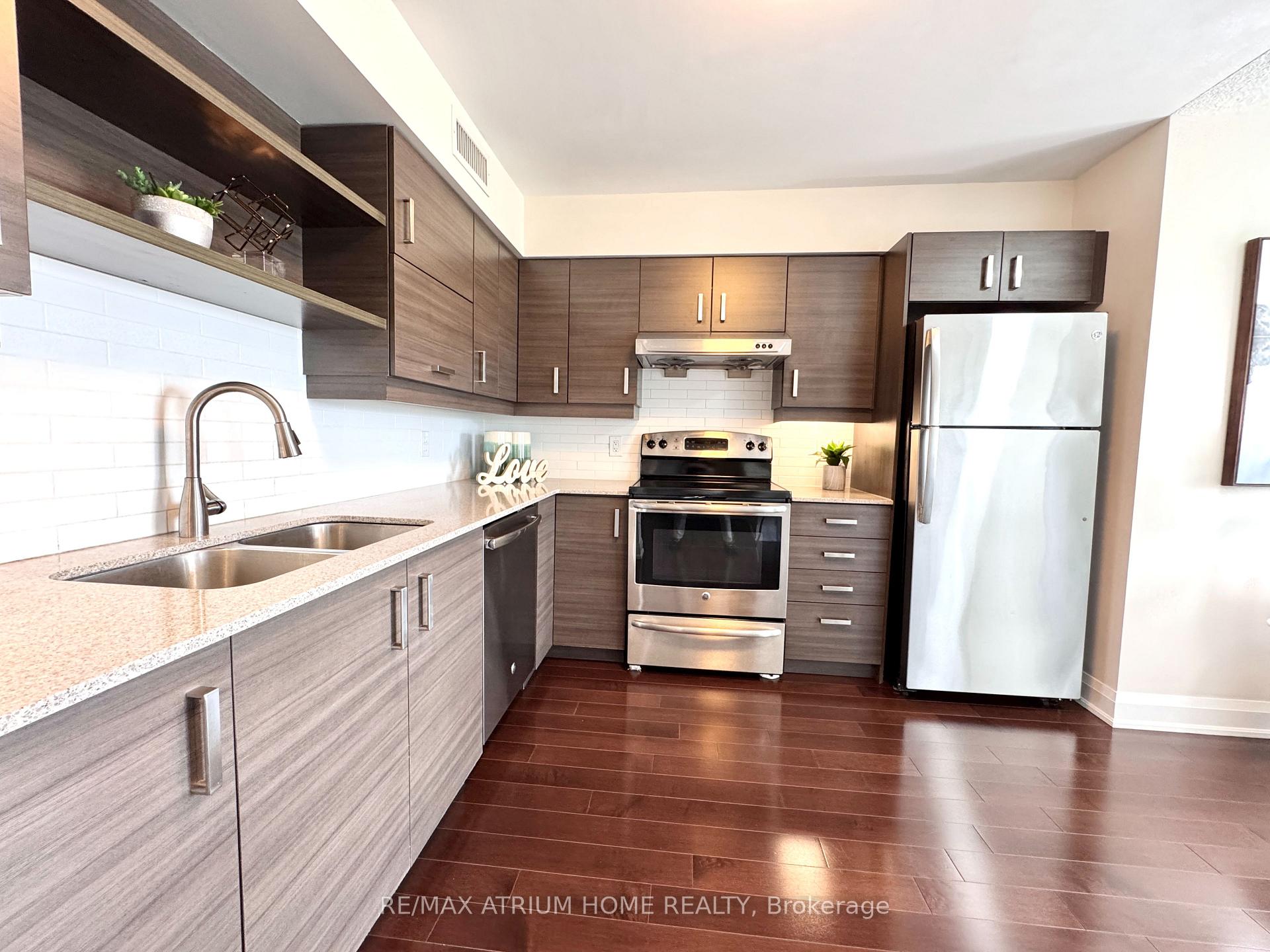 Photo 9 of Unit 520, 8200 Birchmount Road, Markham, Unionville — HOMEH