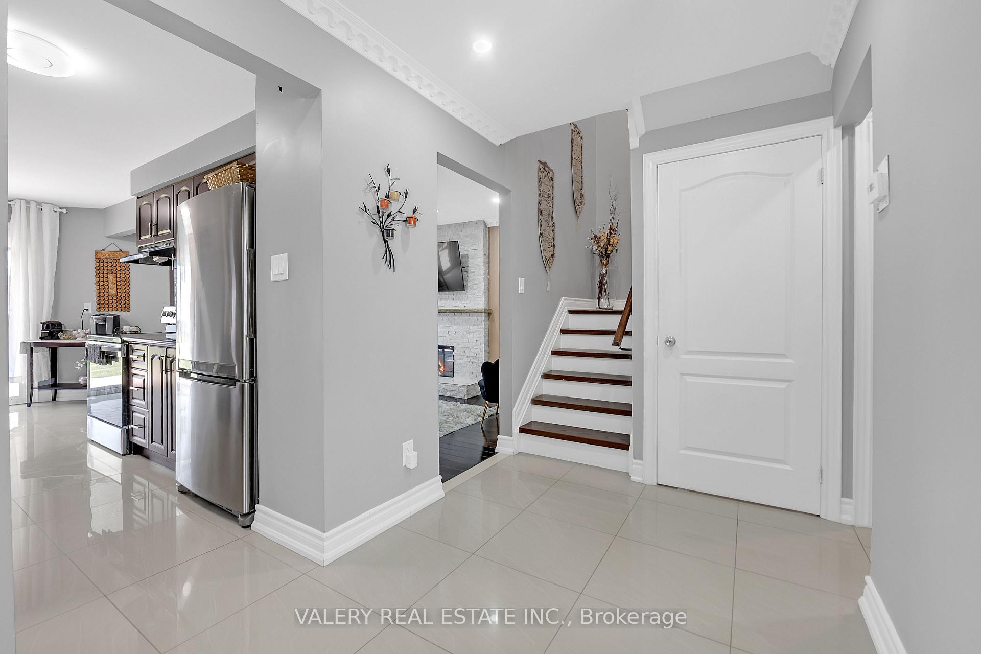 Photo 39 of 2294 Chapman Court, Pickering, Brock Ridge — HOMEH