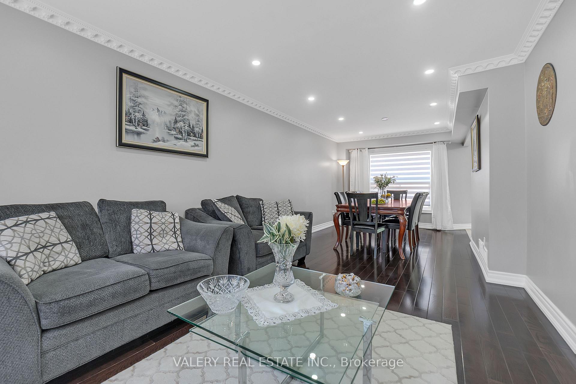 Photo 9 of 2294 Chapman Court, Pickering, Brock Ridge — HOMEH