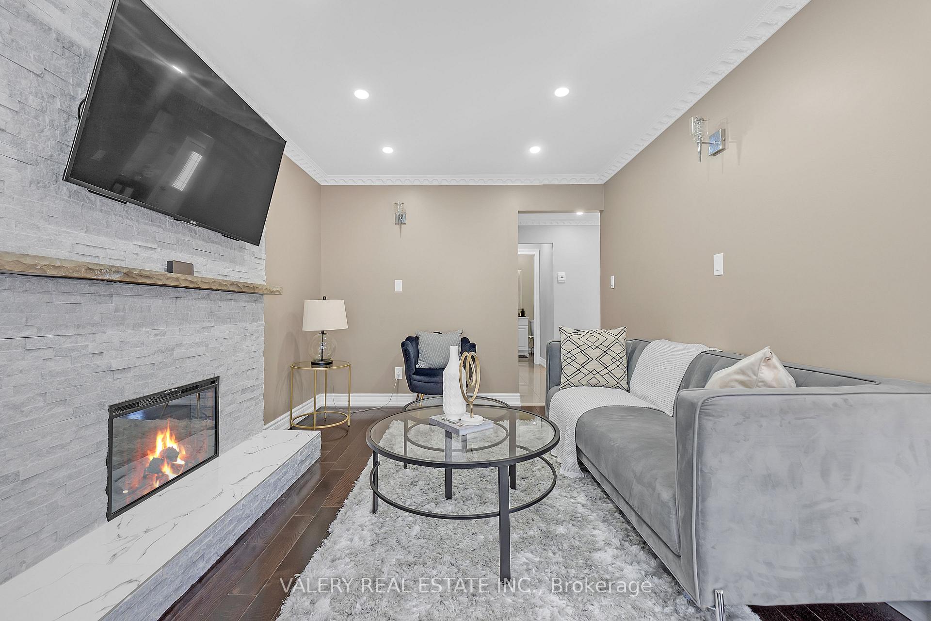 Photo 12 of 2294 Chapman Court, Pickering, Brock Ridge — HOMEH