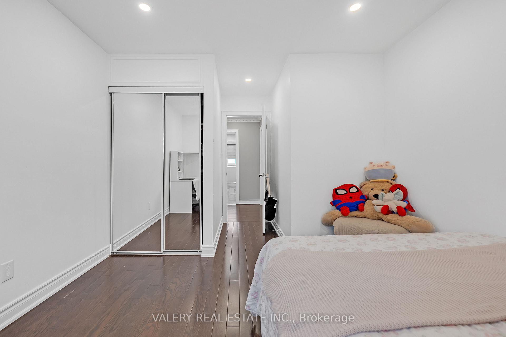 Photo 25 of 2294 Chapman Court, Pickering, Brock Ridge — HOMEH