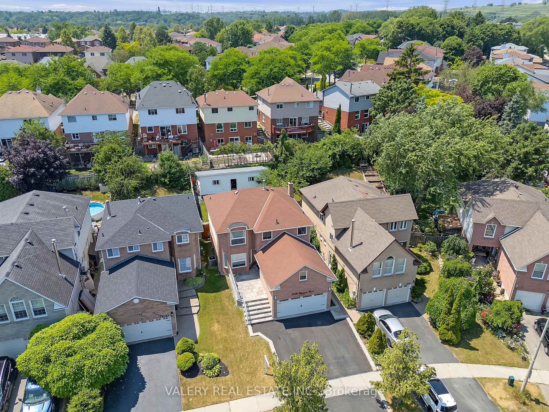 Photo 46 of 2294 Chapman Court, Pickering, Brock Ridge — HOMEH