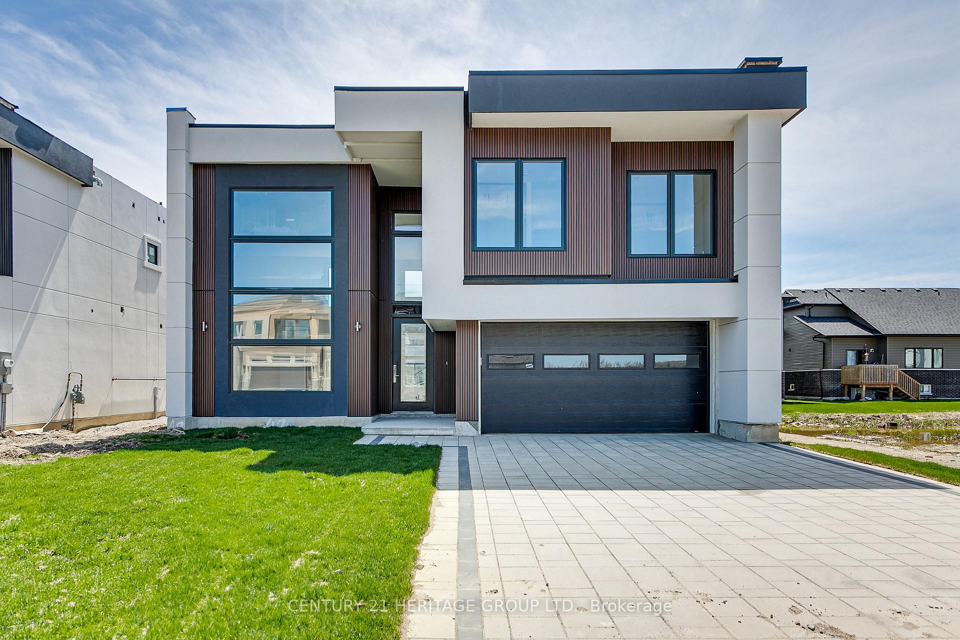 Front of 3712 Quayside Drive