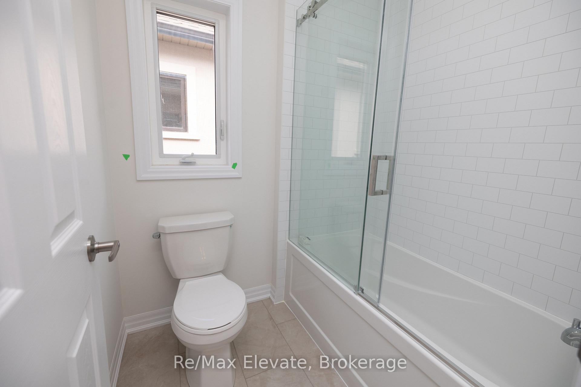 Photo 6 of 210 Flood Avenue, Clarington, Newcastle — HOMEH