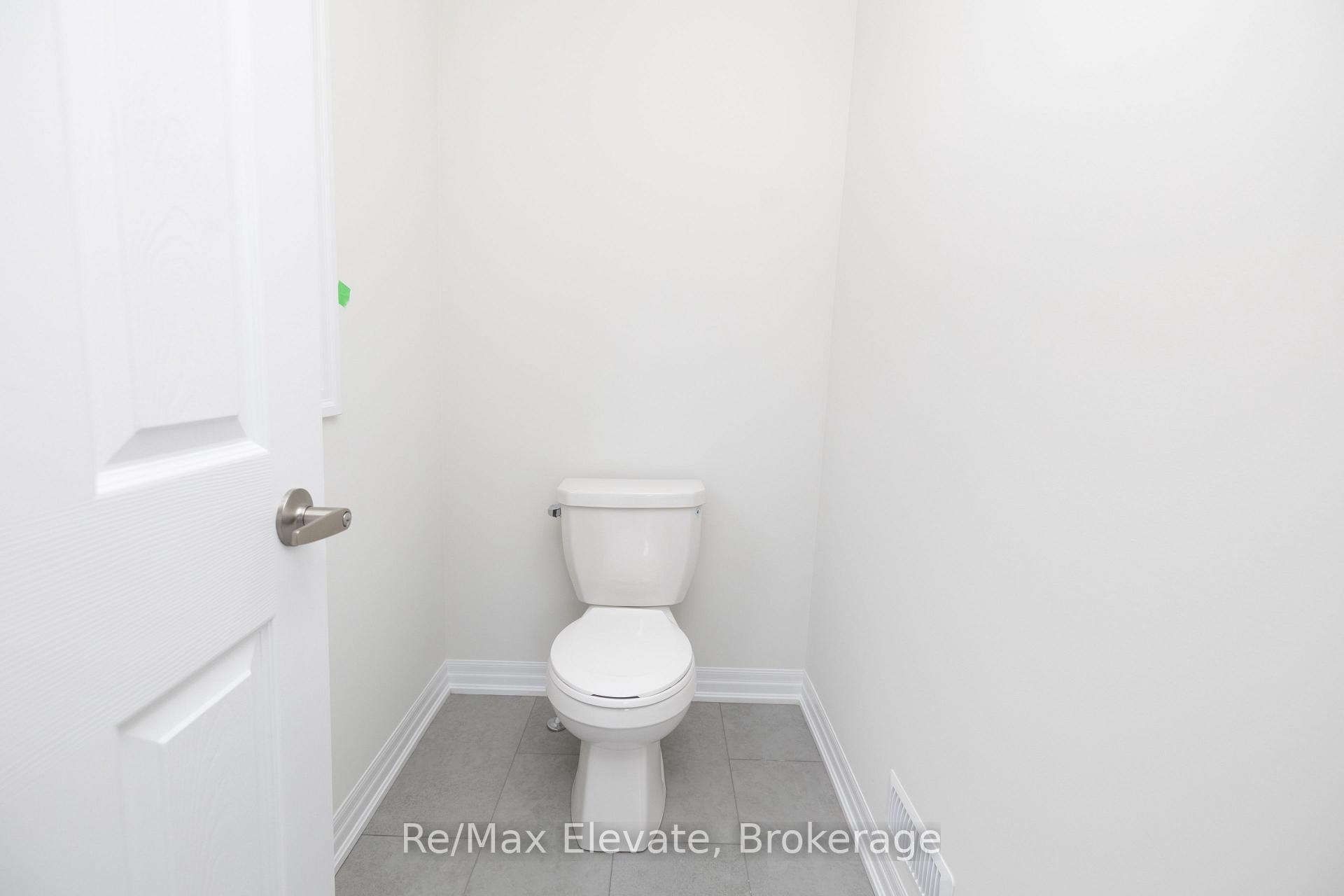 Photo 12 of 210 Flood Avenue, Clarington, Newcastle — HOMEH