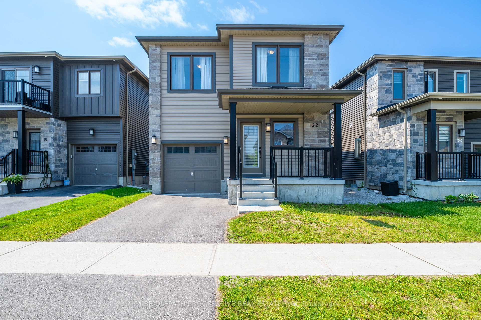 Front of 22 Alaskan Heights