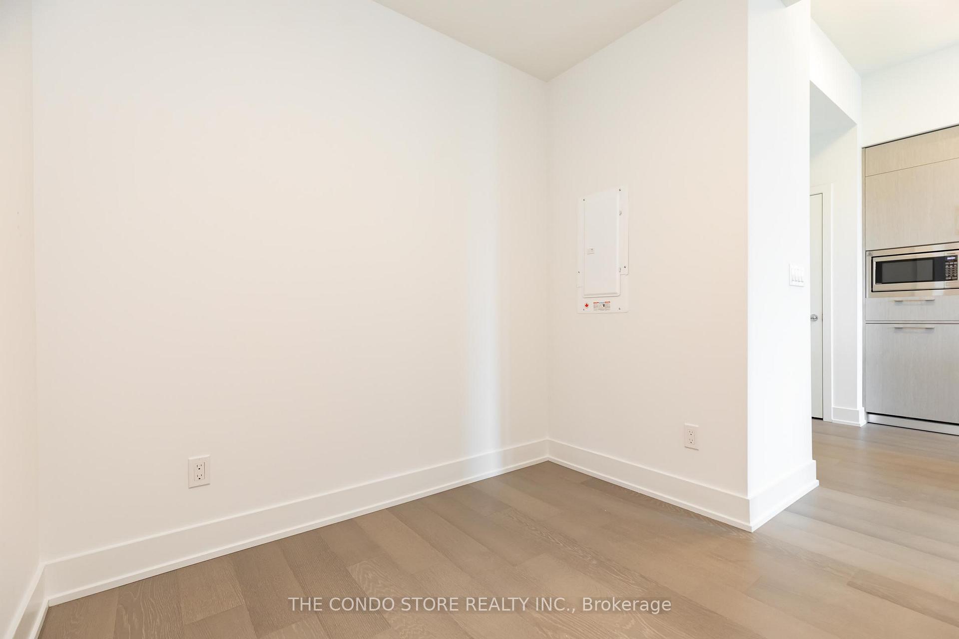 Photo 19 of Unit 703, 8 Manor Road W, Toronto, Yonge-Eglinton — HOMEH