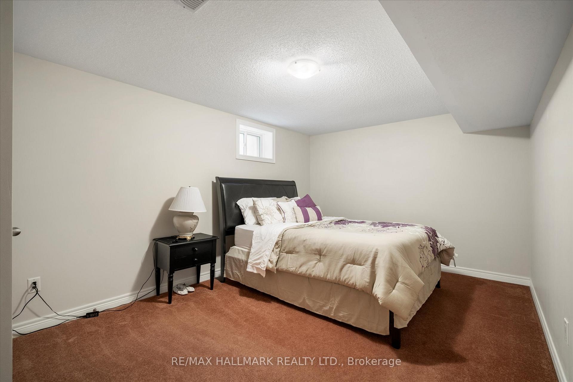 Photo 40 of 1377 Lormel Gate, Innisfil, Lefroy — HOMEH
