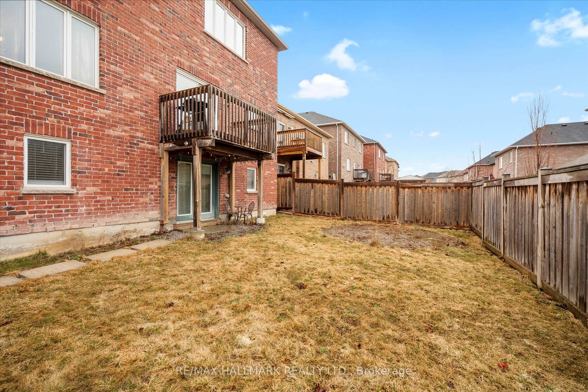 Photo 41 of 1377 Lormel Gate, Innisfil, Lefroy — HOMEH