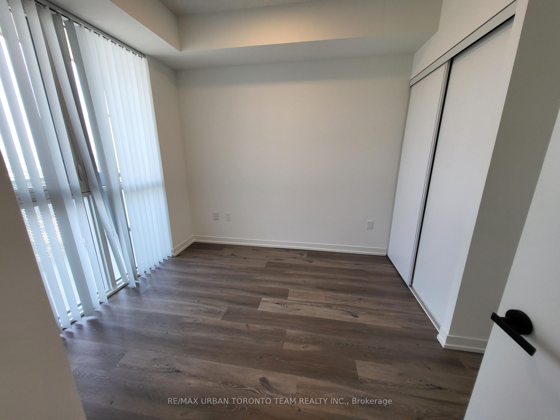 Photo 3 of Unit 3006, 28 Interchange Way, Vaughan, Vaughan Corporate Centre — HOMEH